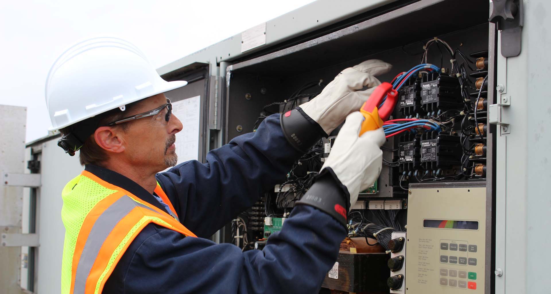 Sunstate Mechanical Services is a Scottsdale, Arizona-based company that specializes in commercial HVAC, electrical and plumbing maintenance and sales.